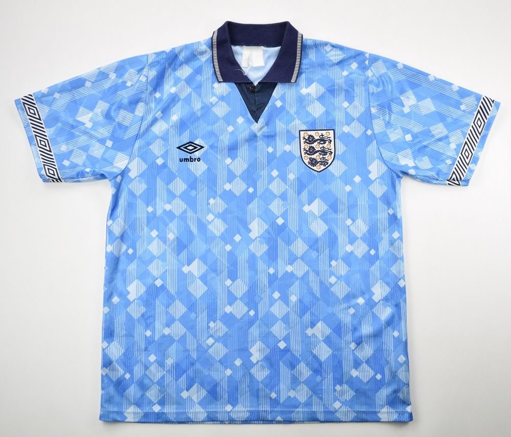 678954e4_1024x1024_2x_3930887c-0c4d-46b8-b665-3f4e1683f4a0.jpg ENGLAND 1990-1992 RETRO BLUE AWAY FOOTBALL SHIRT