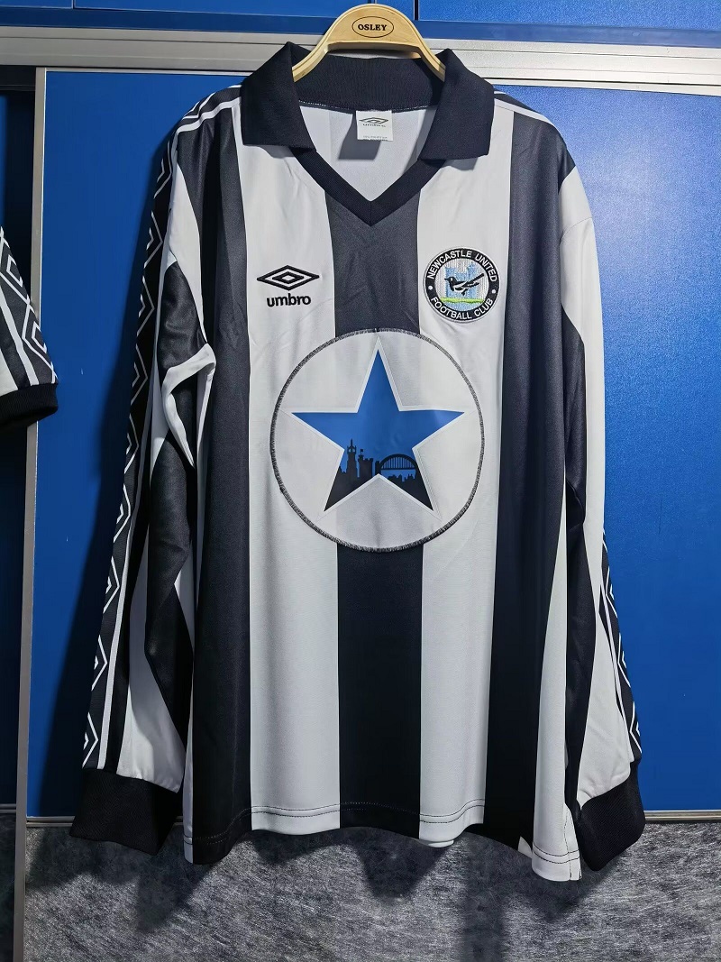 a-90-2.jpg NEWCASTLE UNITED 80/82 HOME RETRO FOOTBALL SHIRT LONG SLEEVE