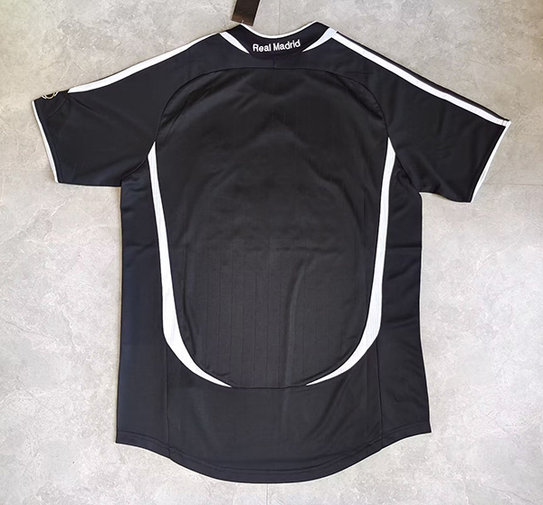 a_01-59-1.jpg REAL MADRID 2006 BLACK AWAY RETRO FOOTBALL SHIRT
