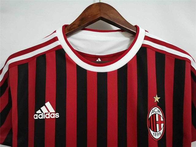 a_01_12_e4e45260-1fc6-42c8-bcb0-986fd05b76af.jpg AC MILAN 2011- 2012 HOME RETRO FOOTBALL SHIRT