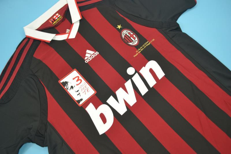 a_02_11_1b5d9341-ada5-4d1a-8aeb-4889f9536830.jpg AC MILAN 2009 - 2010 HOME MALDINI RETIRED RETRO FOOTBALL SHIRT