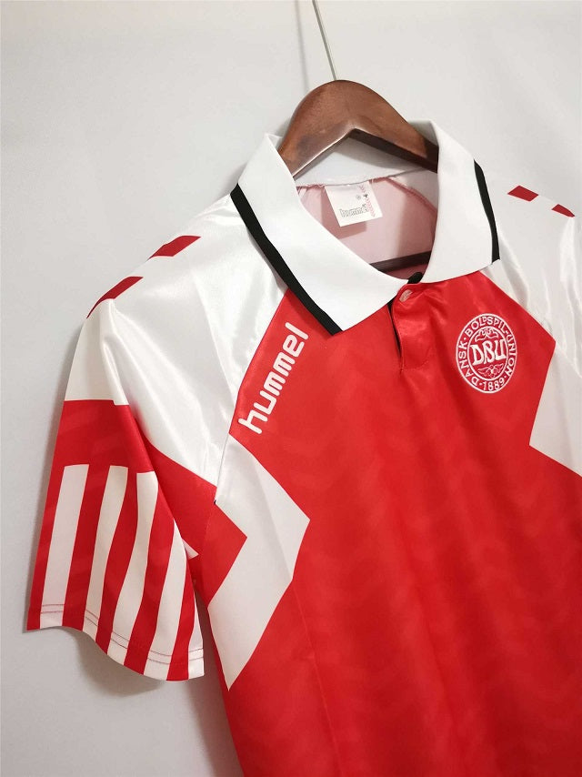 a_02_32_39fec7a1-d5fc-4750-ab31-2d7fb87ea9d6.jpg DENMARK 1992 EURO CUP WINNERS HOME RETRO FOOTBALL SHIRT