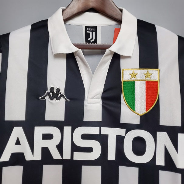 a_02_7_bff5ed7b-ecaa-402e-8d04-49796f81d2a6.jpg JUVENTUS 1982-1984 HOME FOOTBALL SHIRT