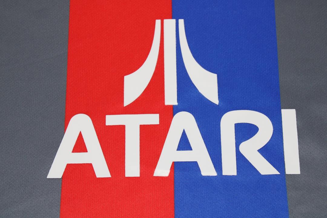 a_03_23_2314e031-cf58-4f7a-9828-f820c09f252f.jpg LYON 2001-2002 THIRD GREY RETRO FOOTBALL SHIRT