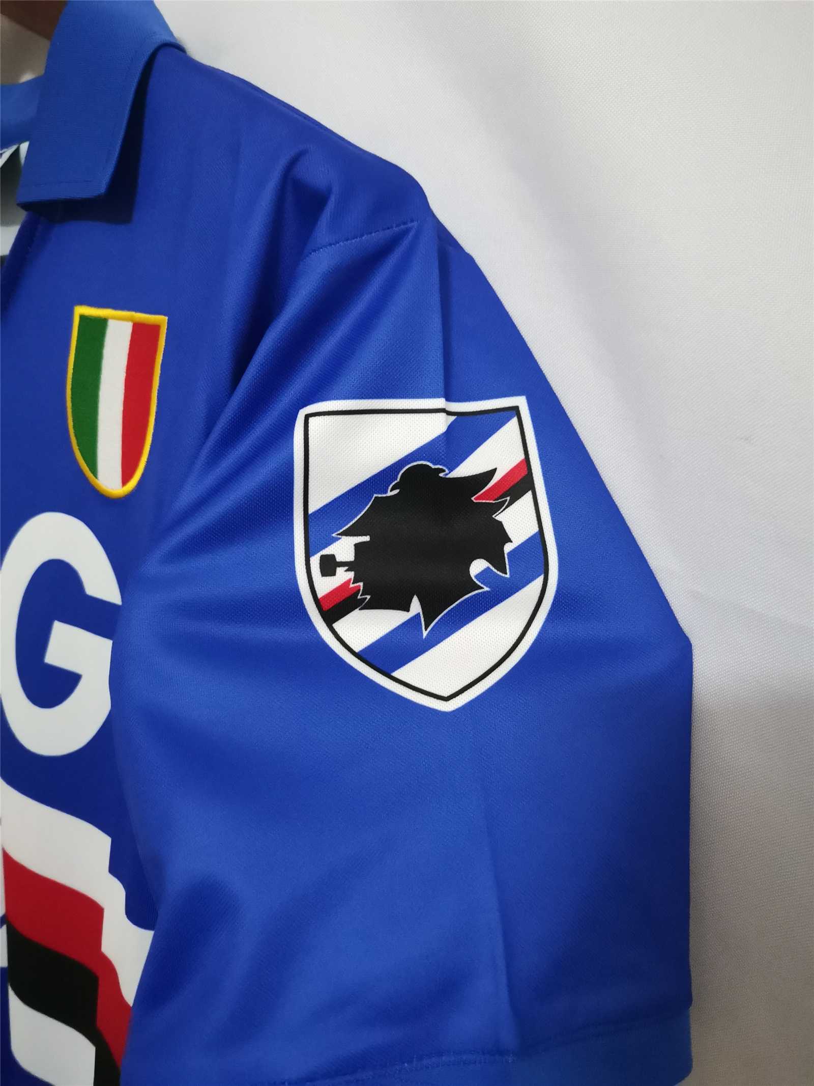 a_03_6_c2efd8ed-ca2a-4b7b-8de1-42f869432da1.jpg SAMPDOIRA 1991- 1992 HOME RETRO FOOTBALL SHIRT
