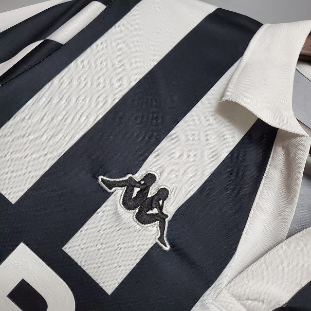 a_04_4_29413874-91be-40ea-87ff-7f089d905a35.jpg JUVENTUS 1982-1984 HOME FOOTBALL SHIRT