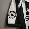 JUVENTUS 1997-1998 HOME RETRO FOOTBALL SHIRT JUVENTUS 1997-1998 HOME RETRO FOOTBALL SHIRT