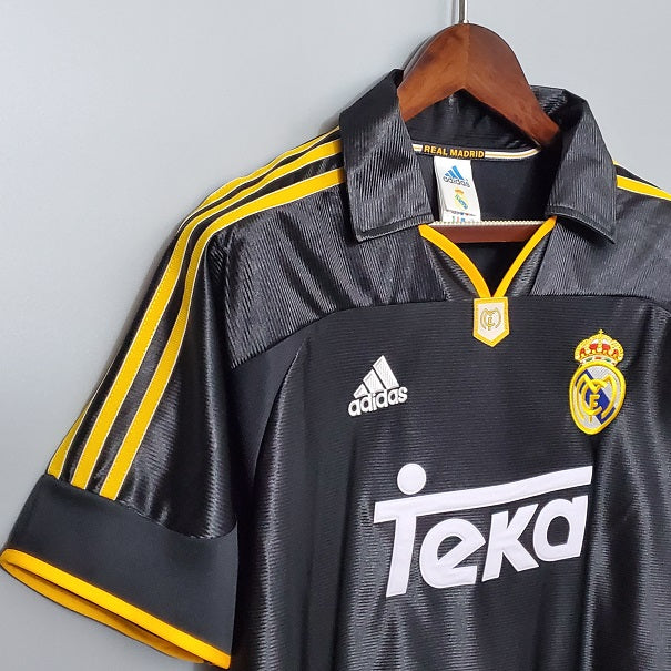 a_04_f9c407b9-c5fc-4a01-9c89-9856741f6d52.jpg REAL MADRID 1998 AWAY BLACK RETRO FOOTBALL SHIRT