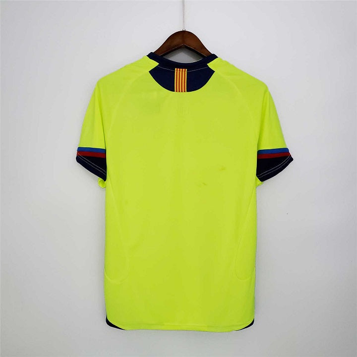 a_05_14_55c26359-00d3-4832-ba39-2585be2c251e.jpg BARCELONA 2005-2006 AWAY GREEN RETRO FOOTBALL SHIRT