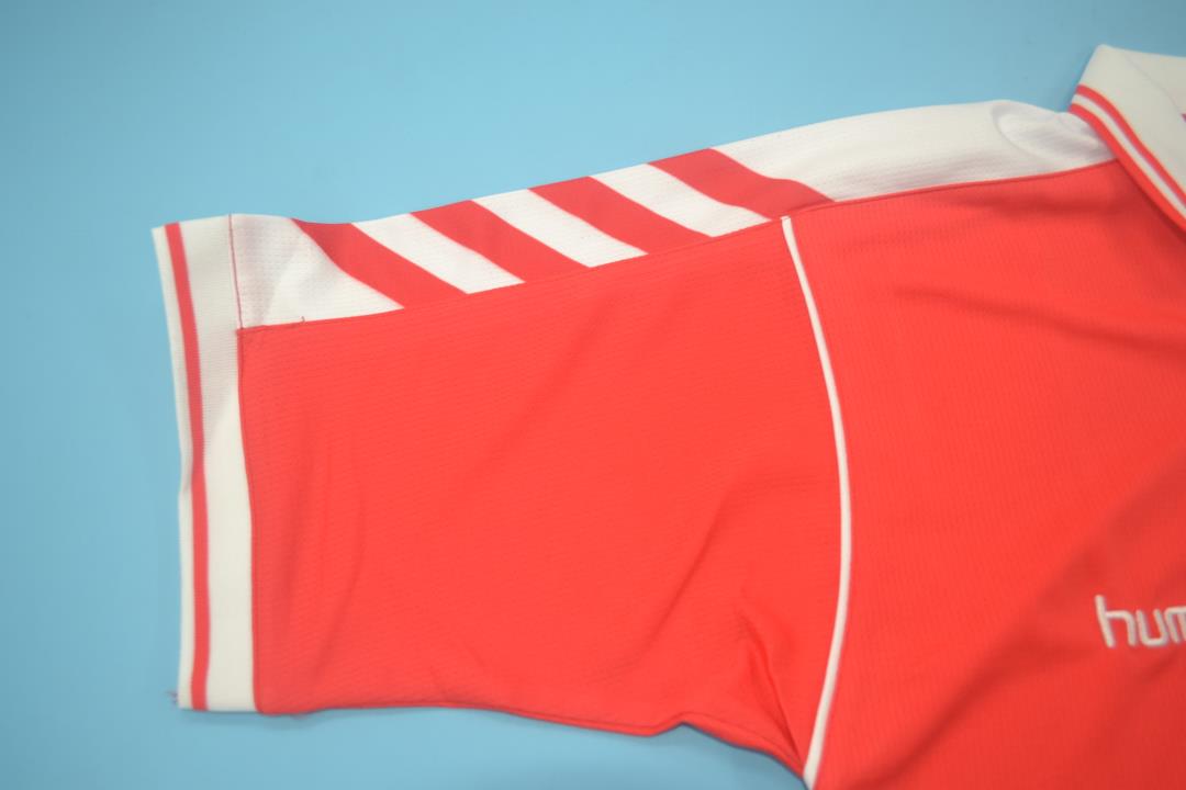 a_05_30_5565b044-941b-4921-9ef6-e7ce6c51b193.jpg DENMARK WORLD CUP 1998 HOME RETRO FOOTBALL SHIRT