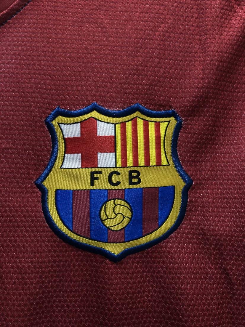 a_05_840083a7-8d00-4f6f-ba62-6d17e3ce13f3.jpg BARCELONA 2009 HOME LONG SLEEVE UCL FINAL RETRO FOOTBALL SHIRT
