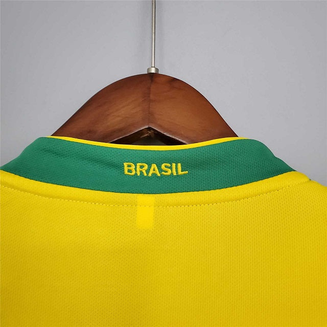 a_06_13_425e8ff4-fdcf-49b5-bd97-1acd5cf34484.jpg BRAZIL WORLD CUP 2006 RETRO HOME FOOTBALL SHIRT