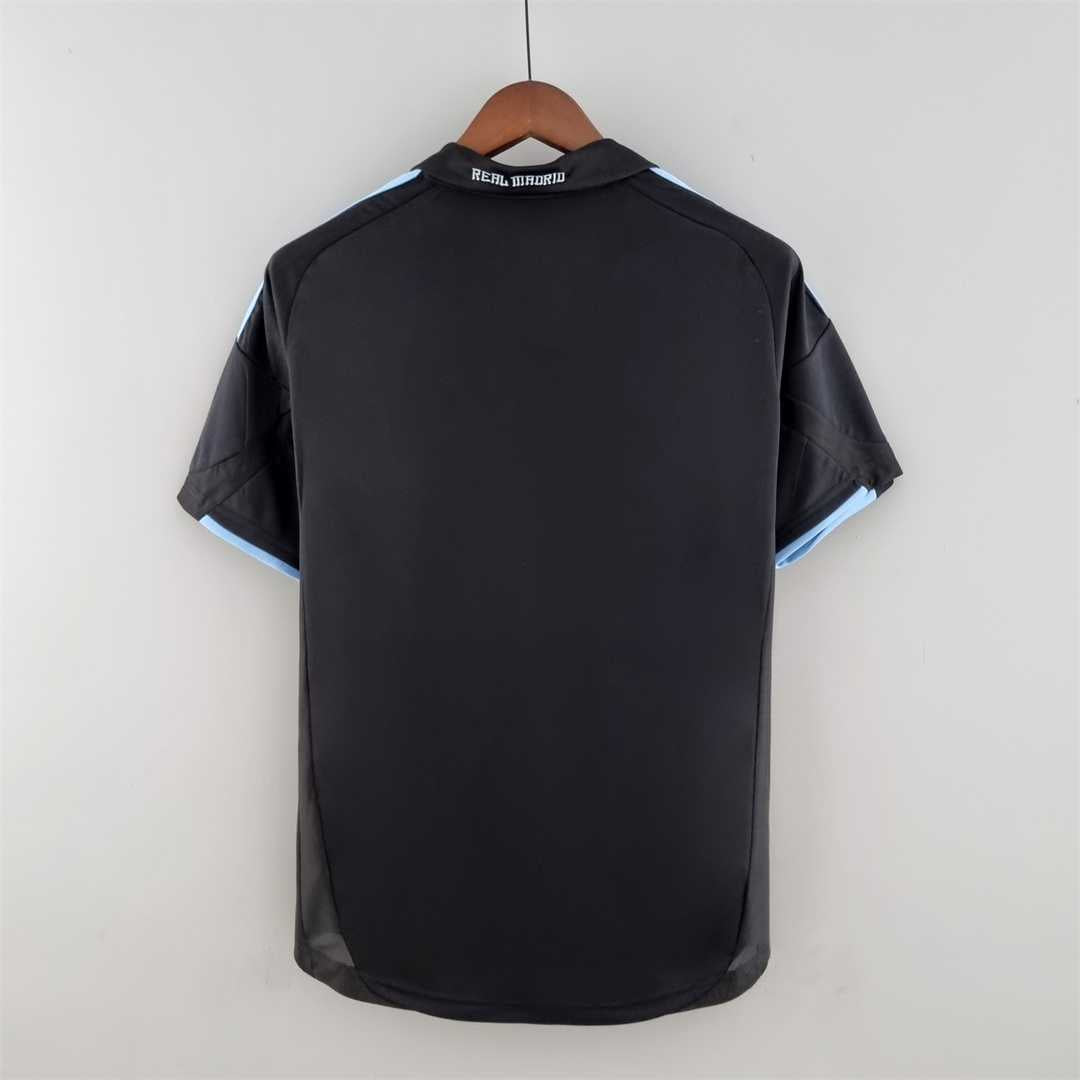 a_06_4.jpg REAL MADRID 09/10 BLACK AWAY RETRO FOOTBALL SHIRT