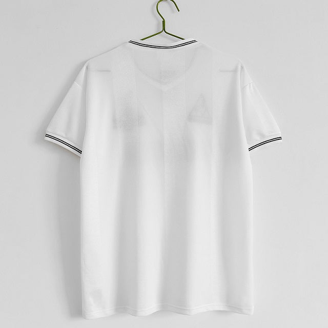 a_07_fc461392-2630-4789-881c-275b7f56ca1d.jpg TOTTENHAM 1983-1984 UEFA Final Retro football shirt