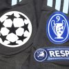 REAL MADRID 09/10 BLACK AWAY RETRO FOOTBALL SHIRT REAL MADRID 09/10 BLACK AWAY RETRO FOOTBALL SHIRT
