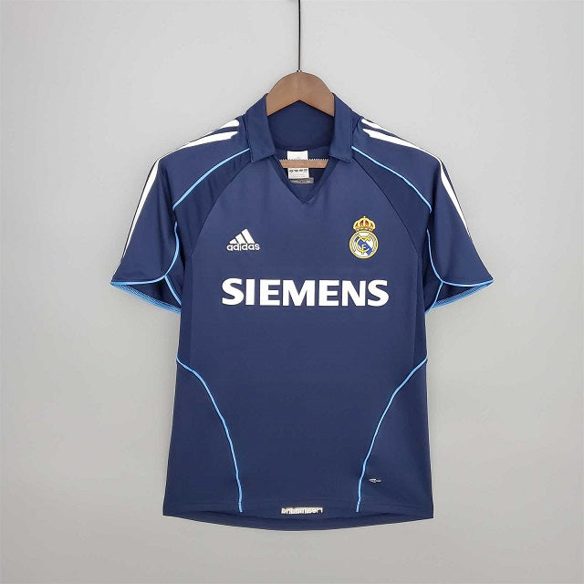 a_9200dd1b-194c-4922-bebd-bb9e375df730.jpg REAL MADRID 2005 -2006 RETRO AWAY FOOTBALL SHIRT