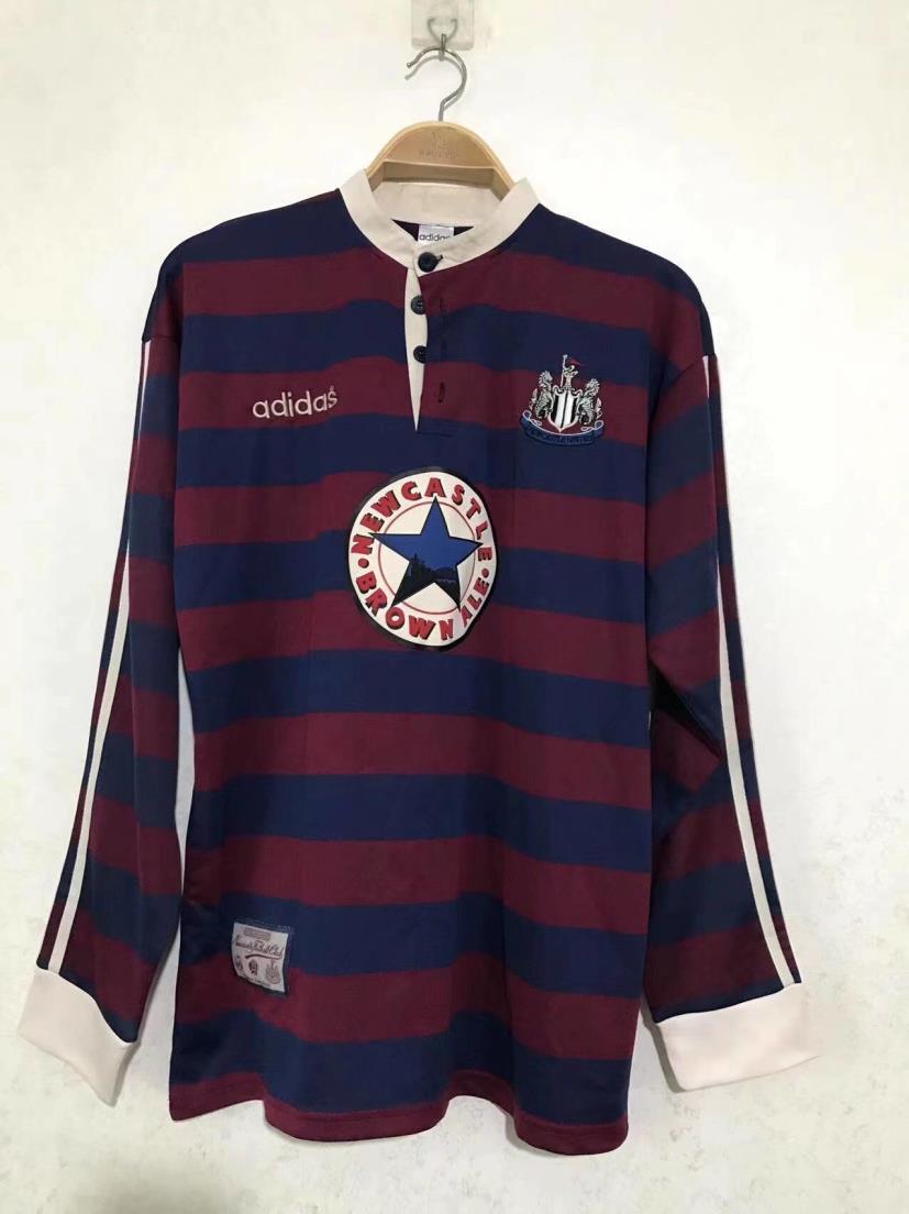 a_f1e9dce3-6765-4933-840c-322dad2e11f4.jpg NEWCASTLE UNITED 1995-1997 LONG SLEEVE AWAY RETRO FOOTBALL SHIRT