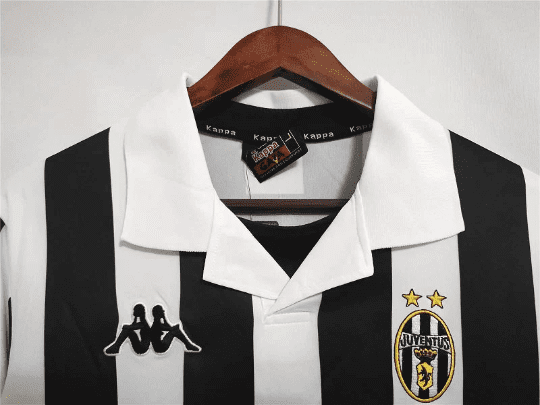 download_6_991d27e2-1892-4bbf-bdbc-c84a3c24b6e3.png JUVENTUS 1999 HOME LONG SLEEVE RETRO FOOTBALL SHIRT