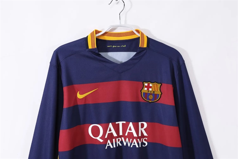 kiotviet_70a46322b02768c78a6773273840530d Barcelona Retro Soccer Jersey 2015 Long Sleeve - Home Shirt