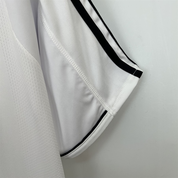 kiotviet_97505a15b3232d3017ee1e018bb37fde Real Madrid Retro Soccer Jersey 2003 - Home Shirt