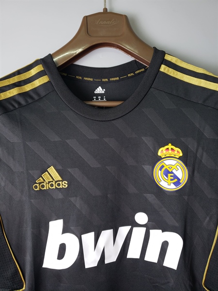 kiotviet_ba6a7bd779b31b787e1f45d4bf0c8665 Real Madrid Retro Soccer Jersey 2012 - Away Shirt