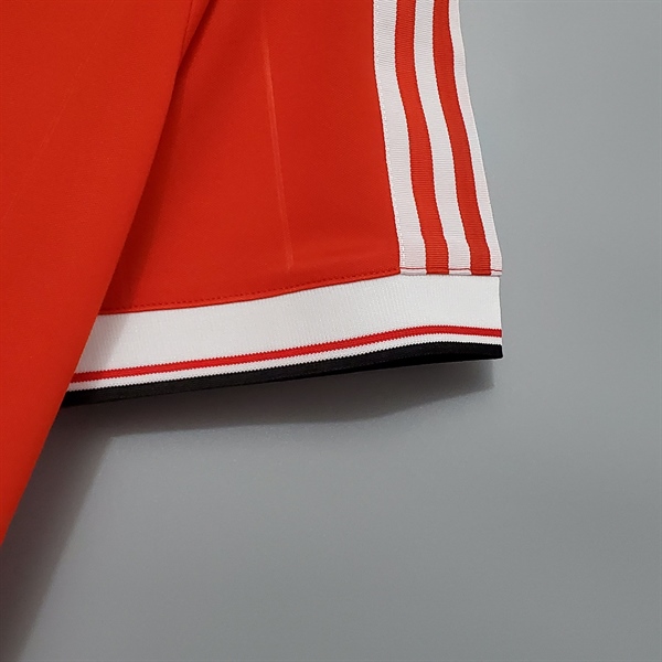 kiotviet_f822d31064224d6daf07e0f50014b940 Manchester United Retro Jersey 1983 - Home Shirt