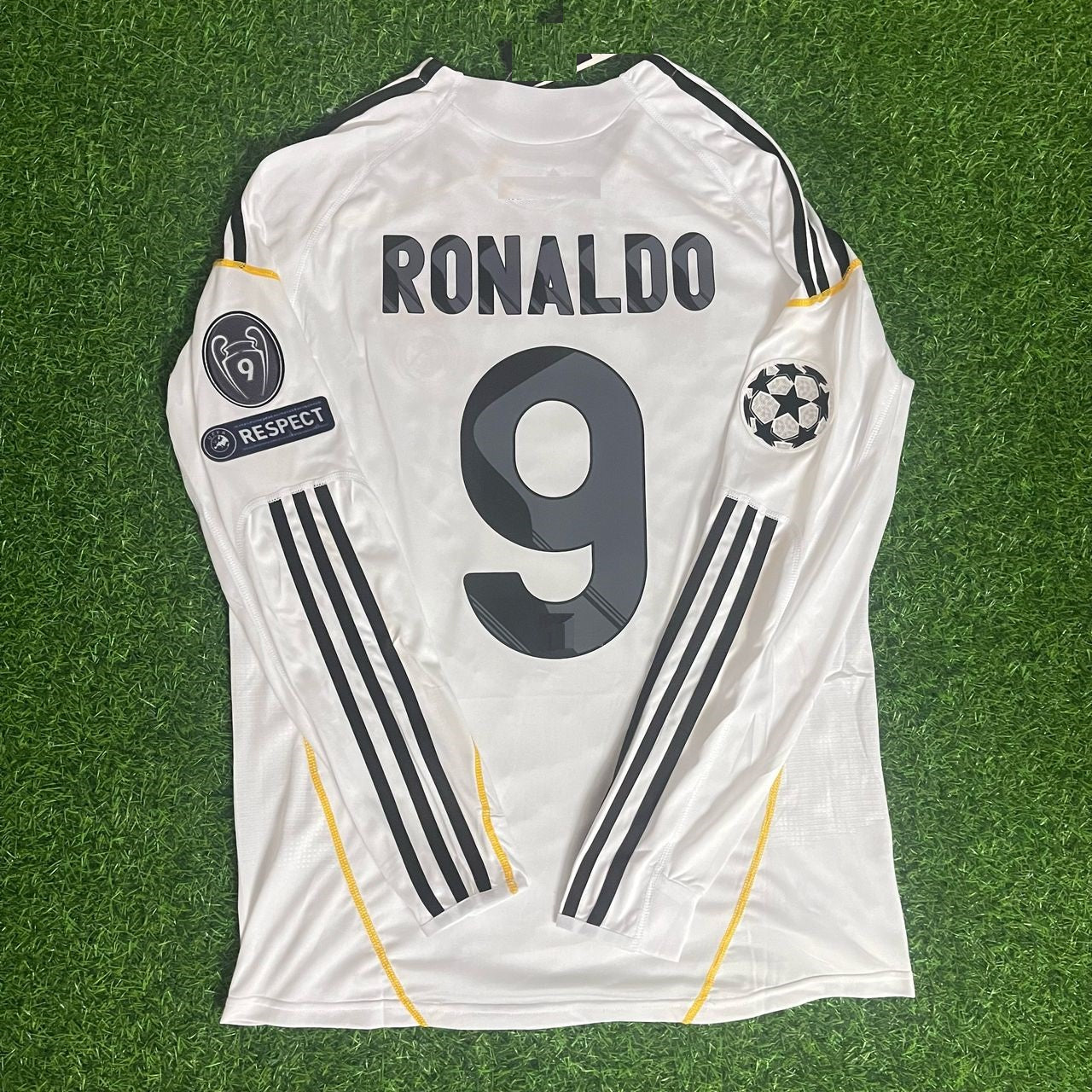 IMG-20250420-WA0060_af89470e-b0a6-4ad0-9beb-5169ac6bf609 Cristiano Ronaldo CR7 Real Madrid 2009 Debut First Year Number 9 Jersey Soccer Shirt