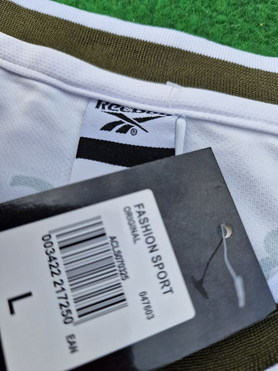 photo_2023-11-07_22-04-57 Cristiano Ronaldo Number #28 Sporting Lisbon 2001 2003 First Season Long Sleeve Retro Jersey