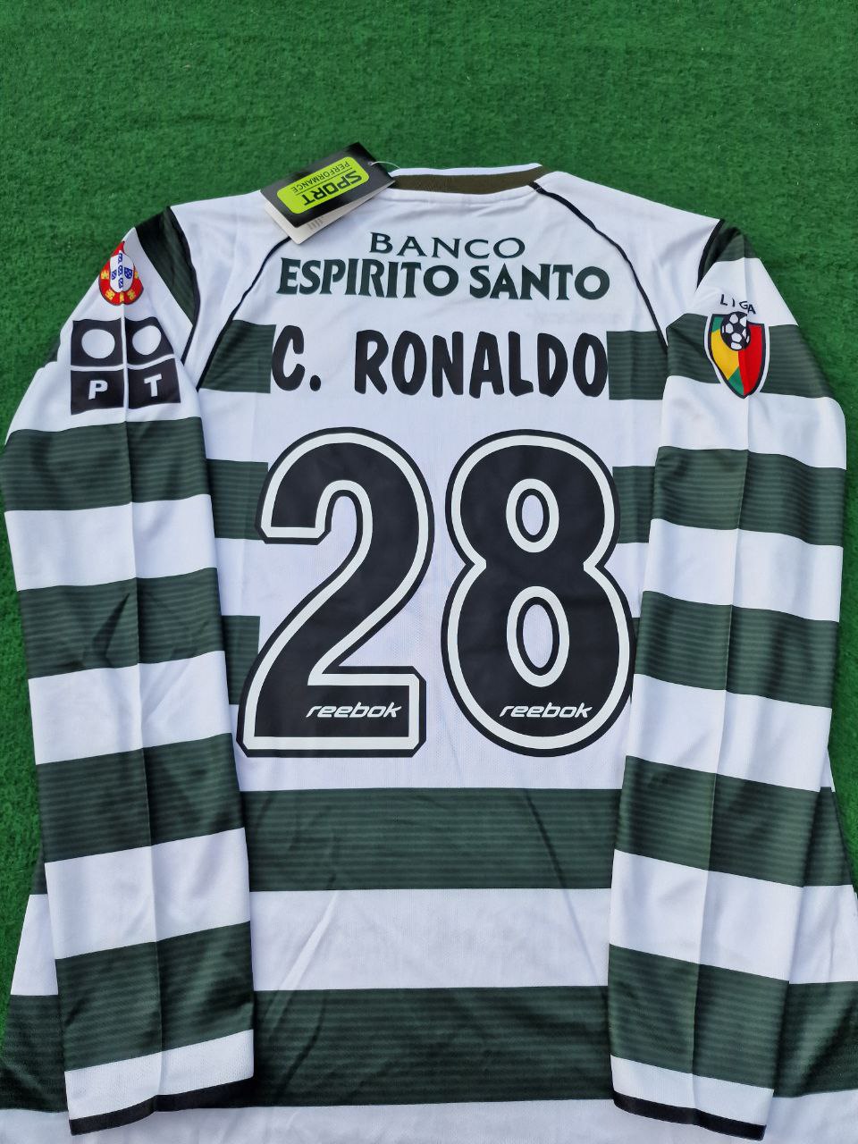 photo_2023-11-07_22-30-52 Cristiano Ronaldo Number #28 Sporting Lisbon 2001 2003 First Season Long Sleeve Retro Jersey