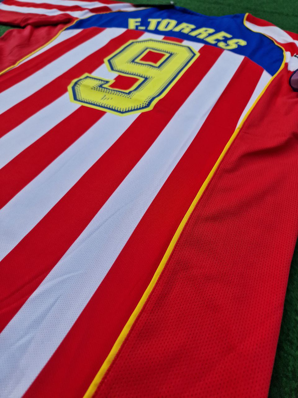 photo_7_2024-02-25_02-31-08 Fernando Torres Number #9 Atletico Madrid 2004 2005 SpiderMan Retro Football Jersey
