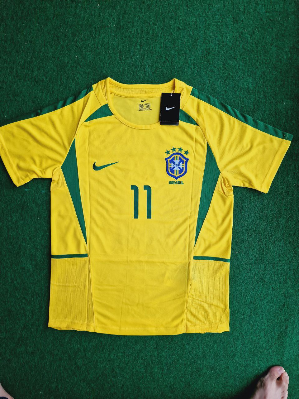 photo_8_2024-02-25_02-01-22 Ronaldinho Number #11 Brazil 2002 World Cup Retro Football Jersey