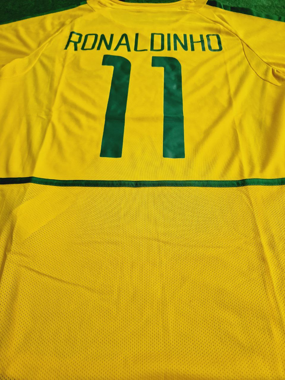 photo_9_2024-02-25_02-01-22 Ronaldinho Number #11 Brazil 2002 World Cup Retro Football Jersey