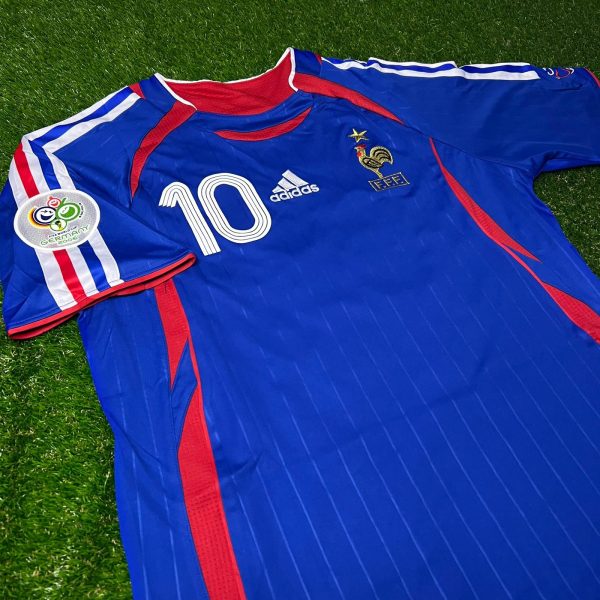 Retro Football Shirts & Vintage Style Soccer Jerseys | Vintage Football Store Retro Football Shirts & Vintage Style Soccer Jerseys | Vintage Football Store