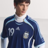2006 Argentina Reissue Away Shirt Messi #19