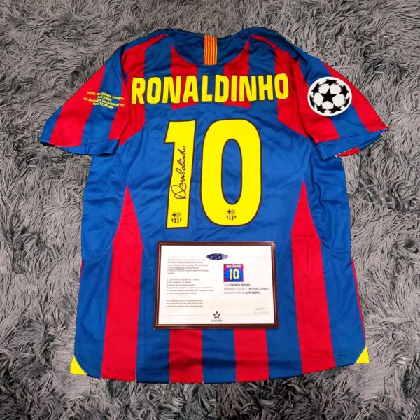 Ronaldinho Gaúcho SIGNED Barcelona 04/05 Home UCL Jersey/Shirt - COA - 2005 Retro