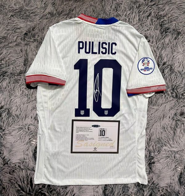 Christian Pulisic SIGNED USA 21/22 World Cup Home Jersey/Shirt - COA - 2022