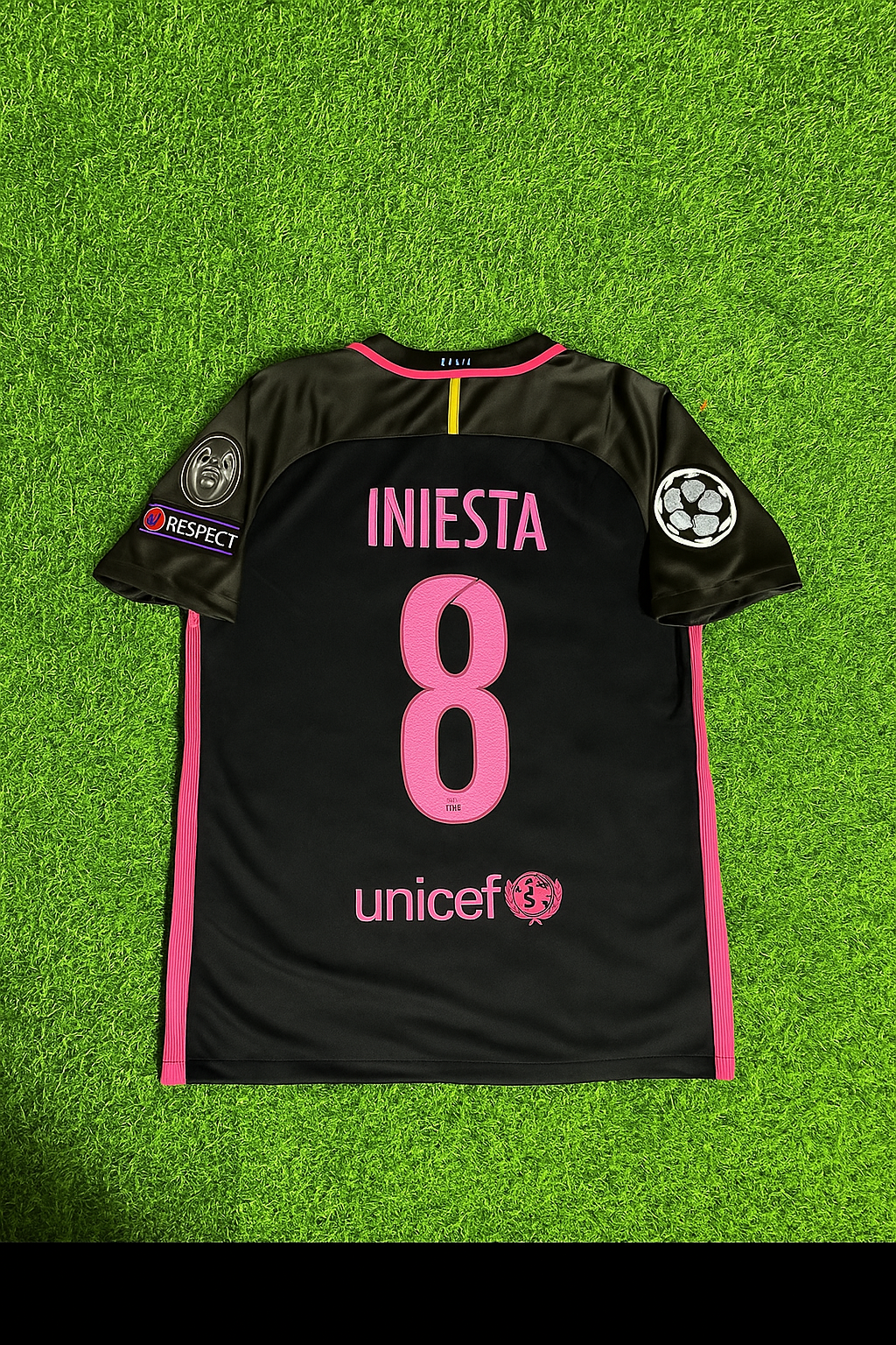 rn-image_picker_lib_temp_37cc7754-f06a-4ca7-8028-87b7e607e17c Andres Iniesta 2014/15 Retro Black Pink Jersey Maillot Trikot Maglia