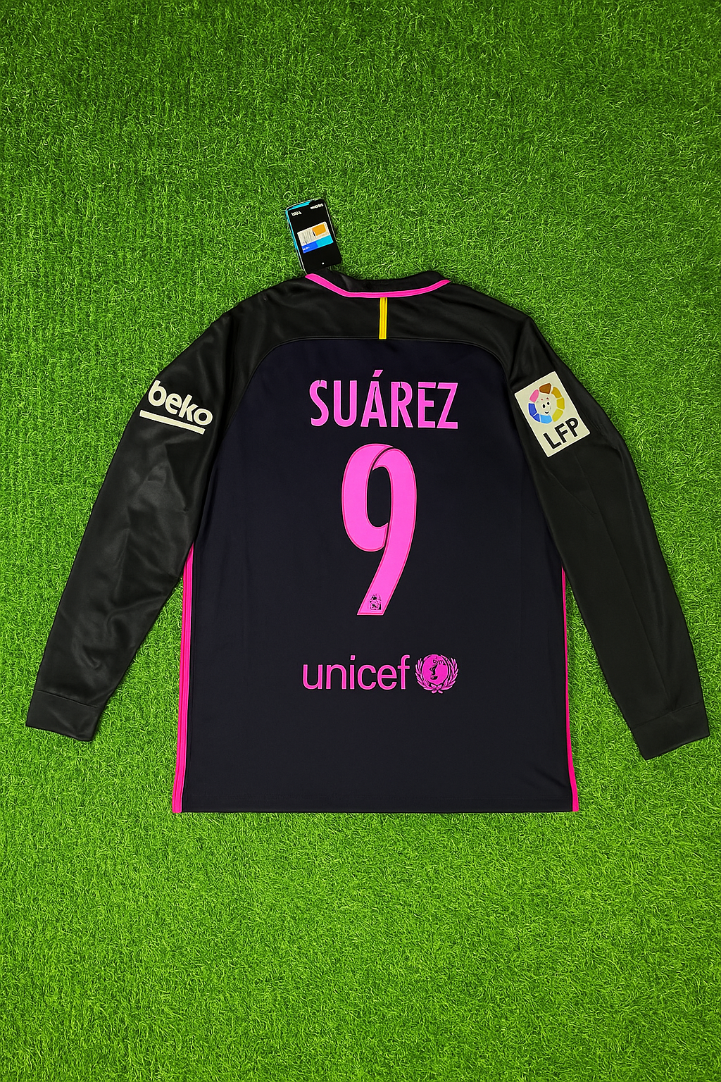 rn-image_picker_lib_temp_d8fe0aa4-8382-476d-9a28-cc047ecffe76 Luis Suarez Barcelona 14/15 Retro Pink Printing Long Sleeve Jersey Maillot Trikot Maglia