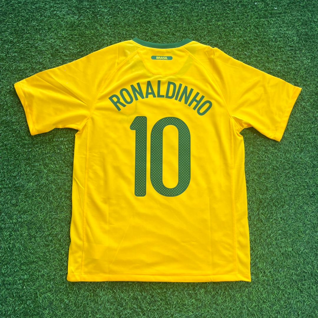 ronaldinho-gaucho-brazil-2010-world-cup-retro-yellow-football-jersey Ronaldinho Gaucho Brazil 2010 World Cup Retro Yellow Jersey Trikot